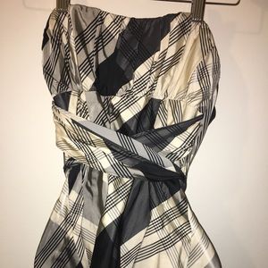 Gorgeous Nanette Lepore top!